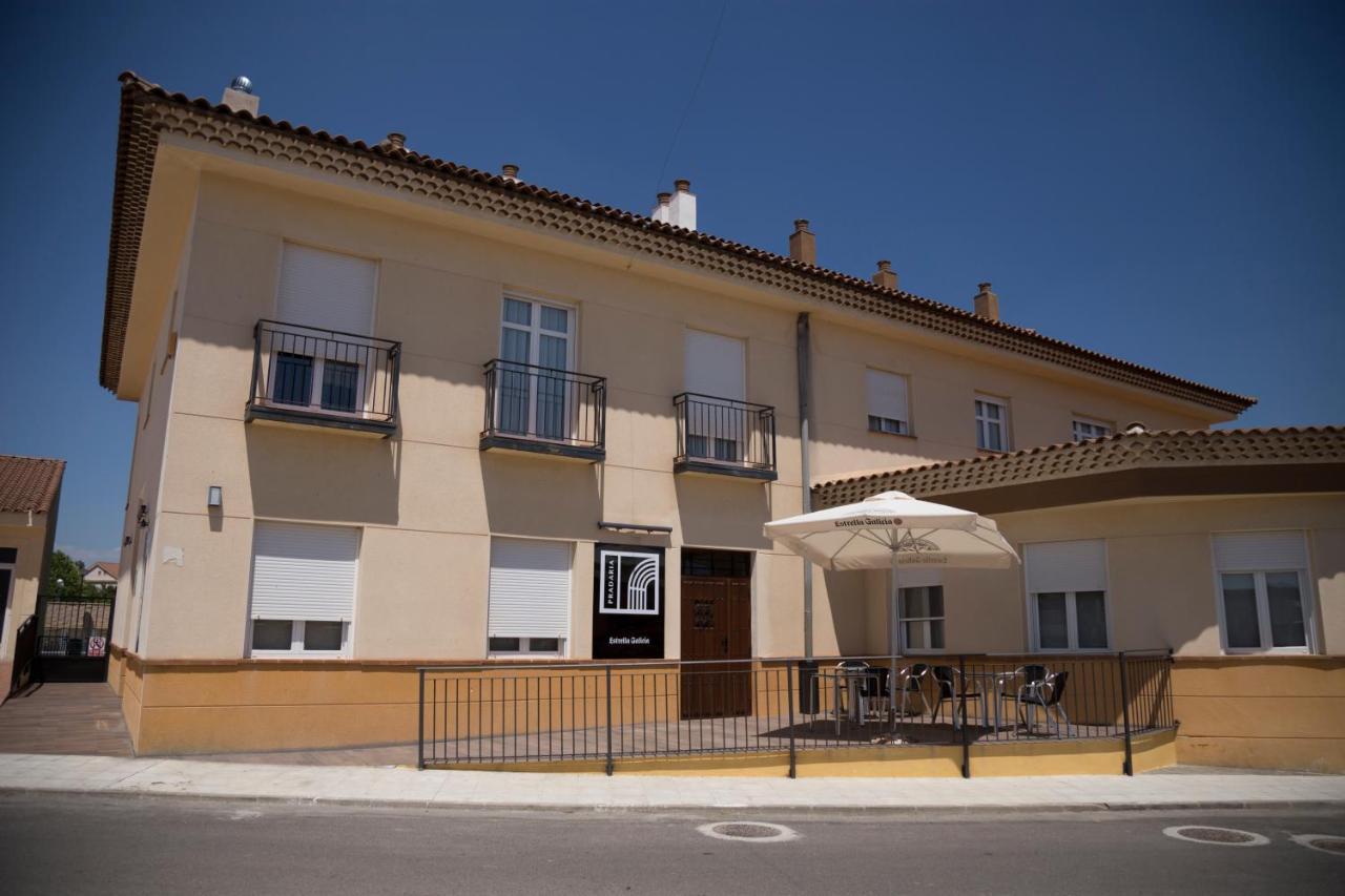 Hostal Pradaria Asador & Alojamiento Arcas Exterior photo